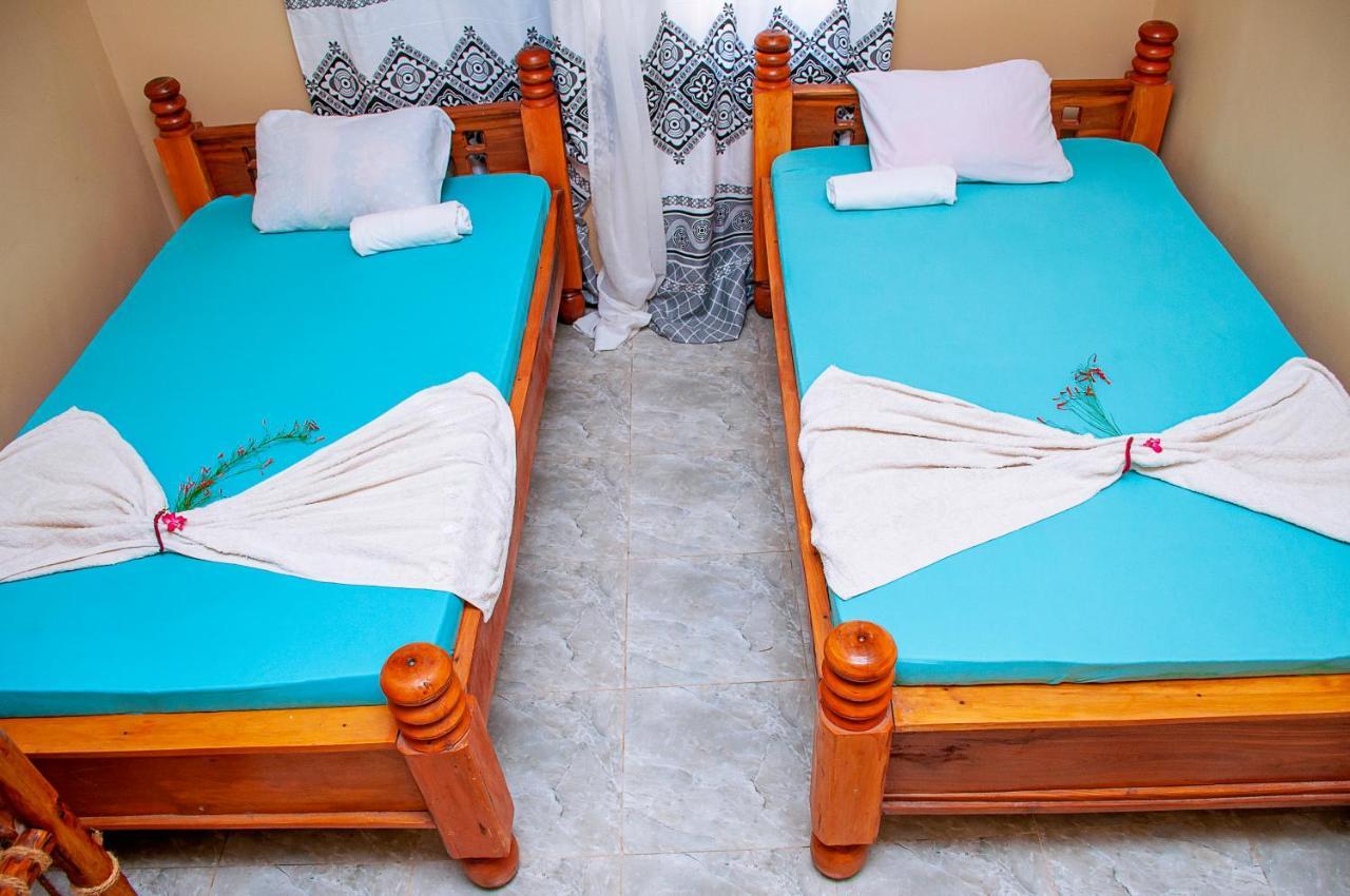 Palm Nungwi Bed and Breakfast Buitenkant foto